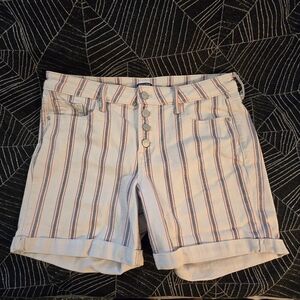 Old Navy Striped Women's Shorts